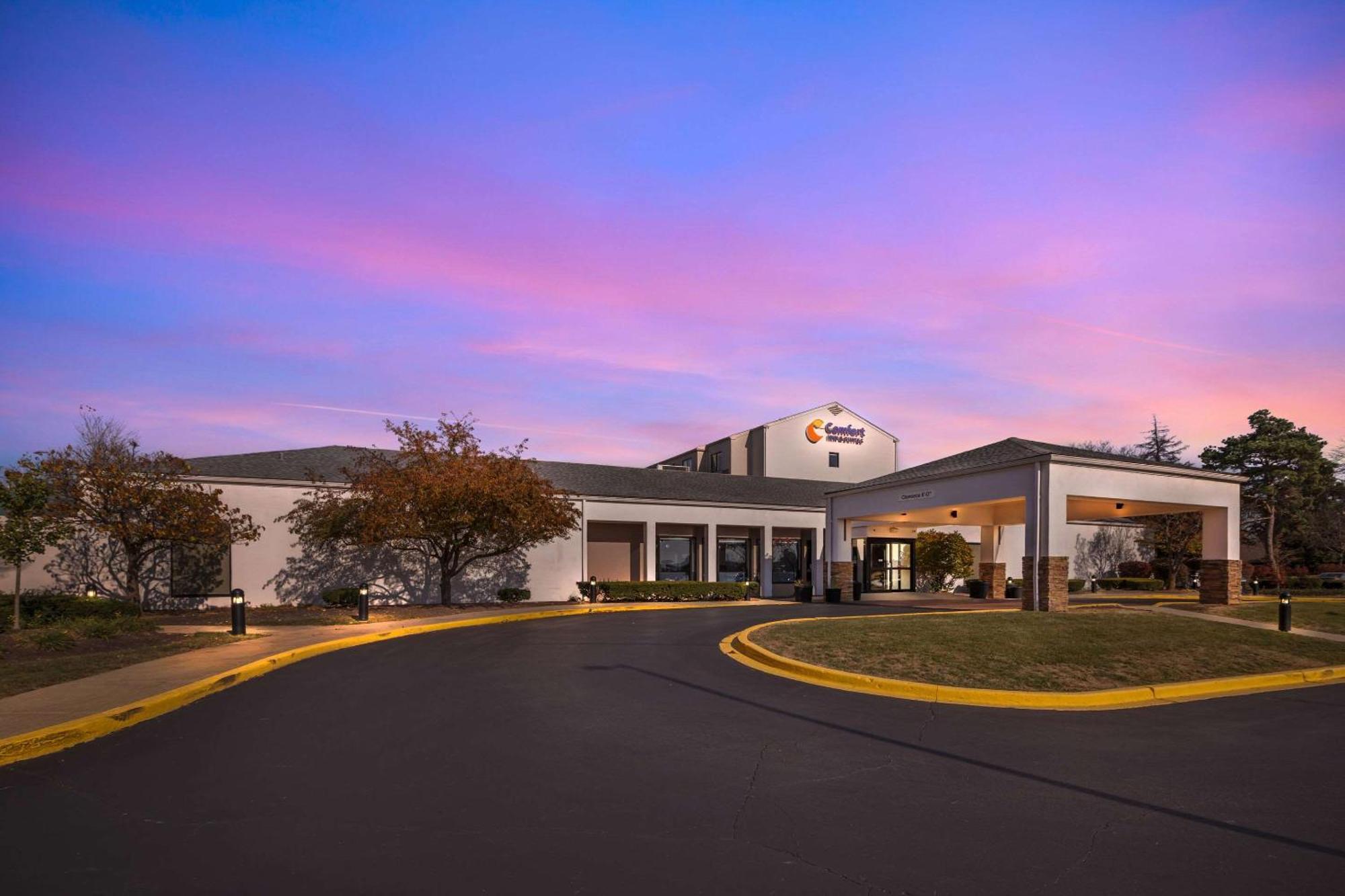 Comfort Inn & Suites Arlington Heights - Buffalo Grove Kültér fotó