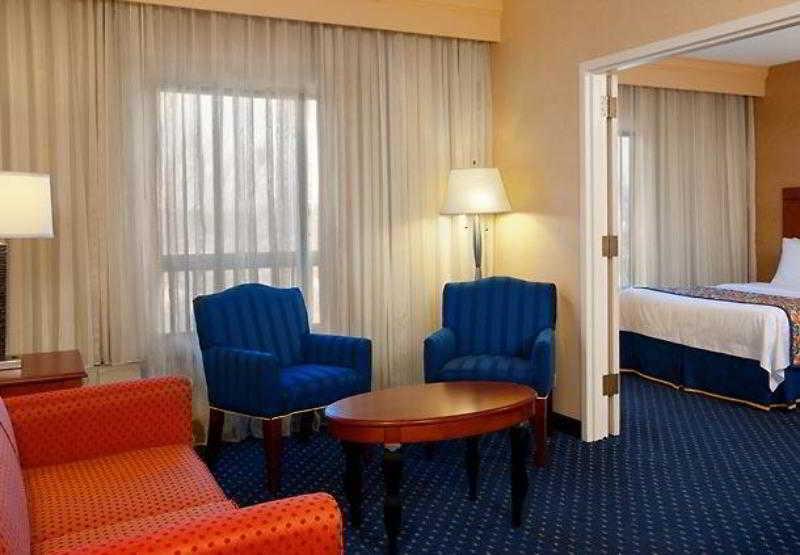 Comfort Inn & Suites Arlington Heights - Buffalo Grove Szoba fotó